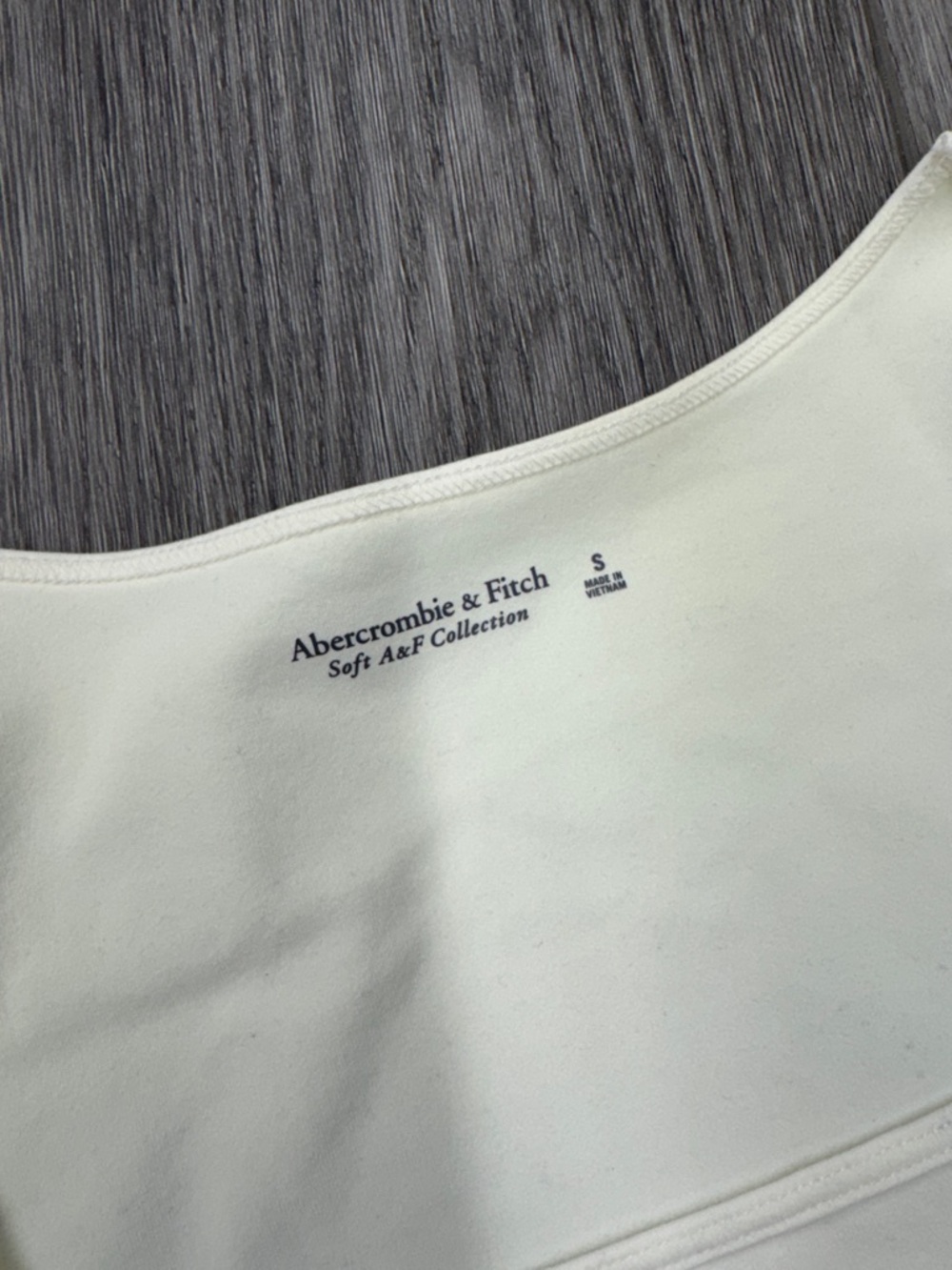Abercrombie & Fitch Cream Scoop Neck Short Sleeve Bodysuit - Picture 2 of 4
